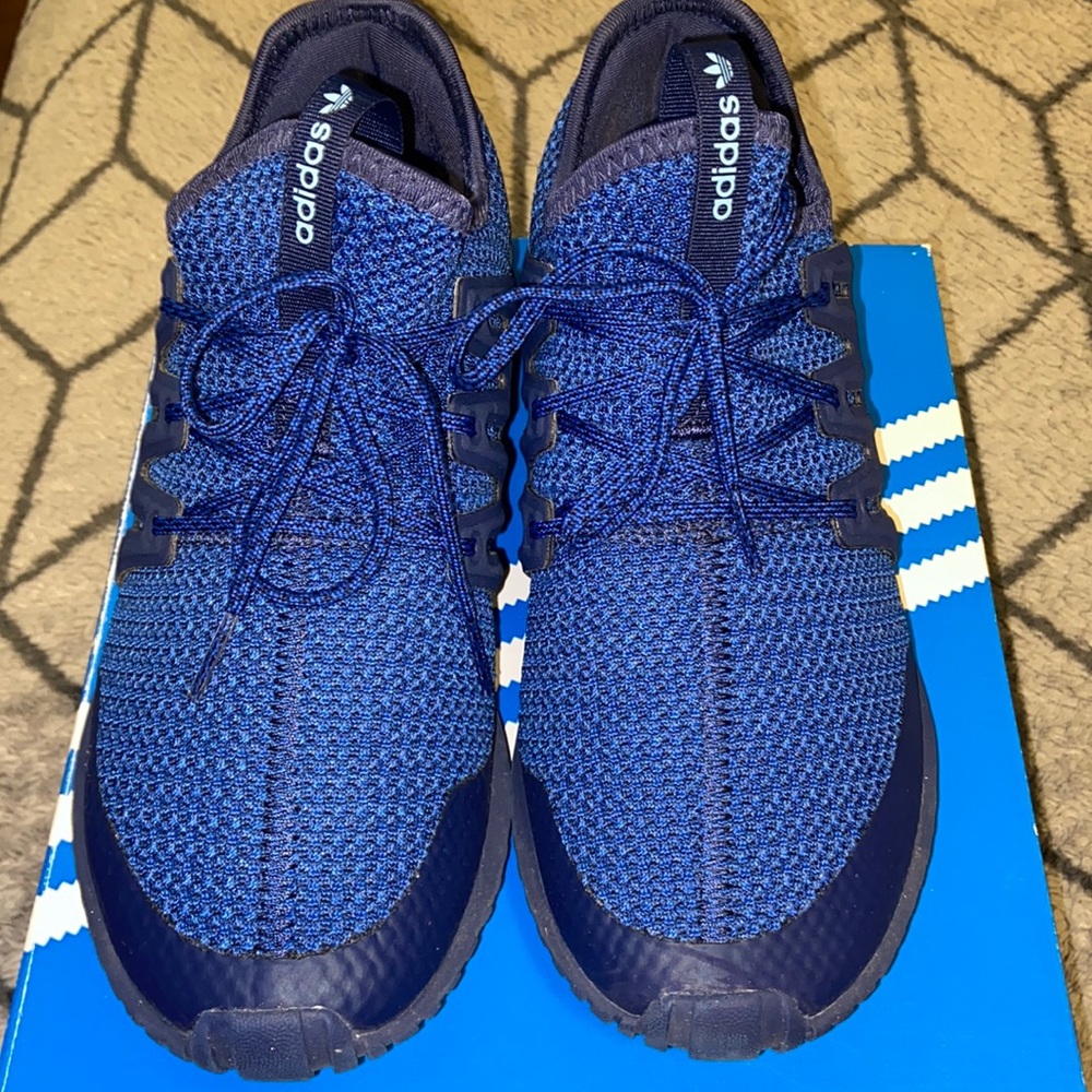 Adidas Tubular Radial J